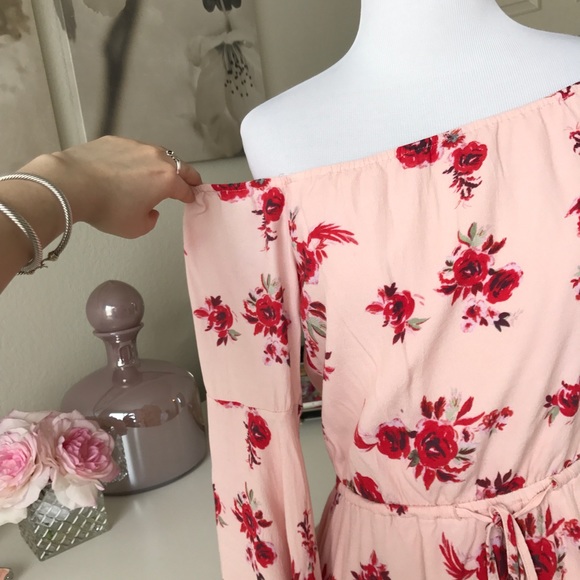 Lovers + Friends Stay Dress in Blossom Print - Picture 5 of 8